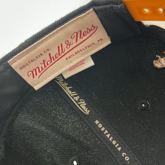 Philadelphia 76ers NBA Snapback - Picture 5 of 6